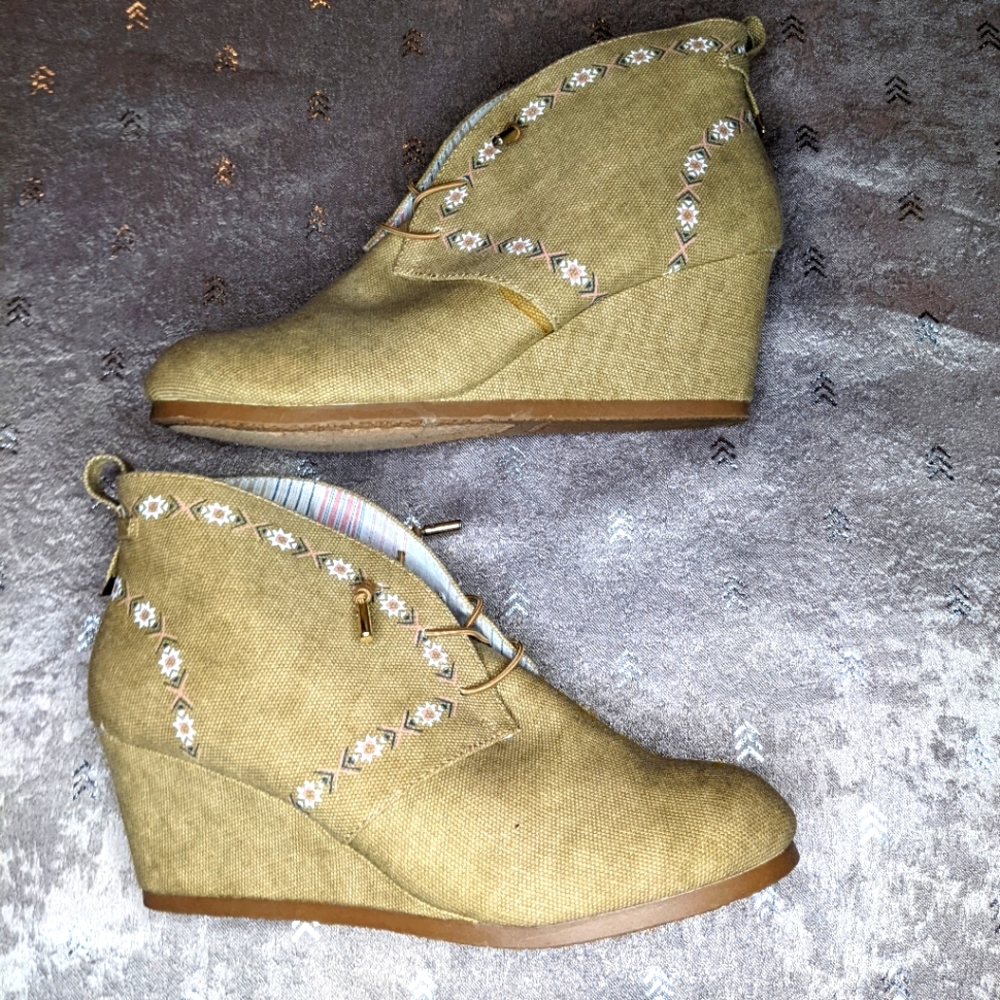 Tan Mayflower Embroidered wedge booties